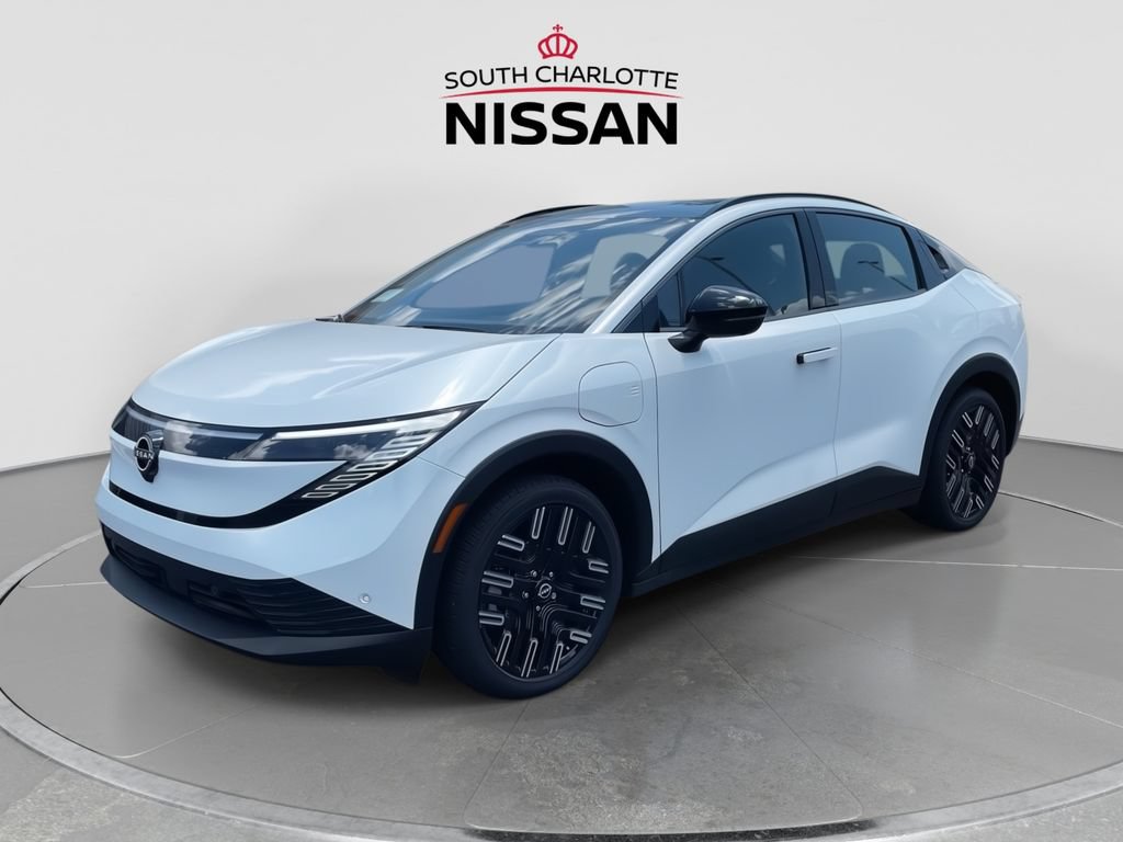 New 2026 Nissan Leaf Platinum+ w/ Floor Mat Package (Platinum+) FWD image 3