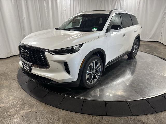 Certified 2025 INFINITI QX60 Luxe w/ Vision Package