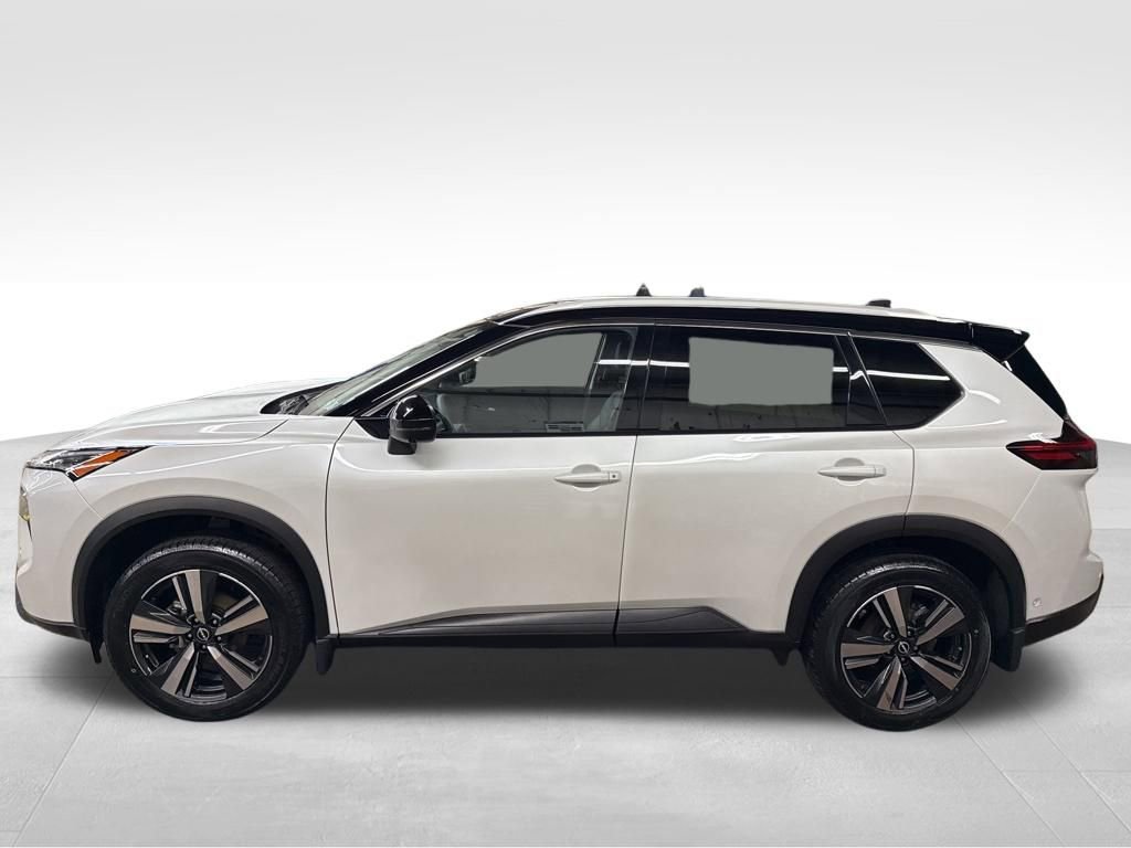 Certified 2025 Nissan Rogue SL image 2