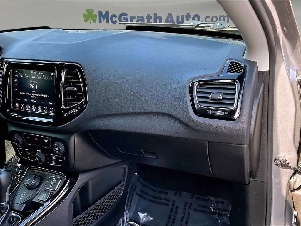 Used 2019 Jeep Compass Limited AWD/4WD image 28