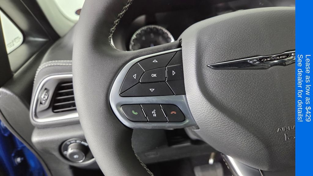 New 2026 Chrysler Pacifica Limited FWD image 17