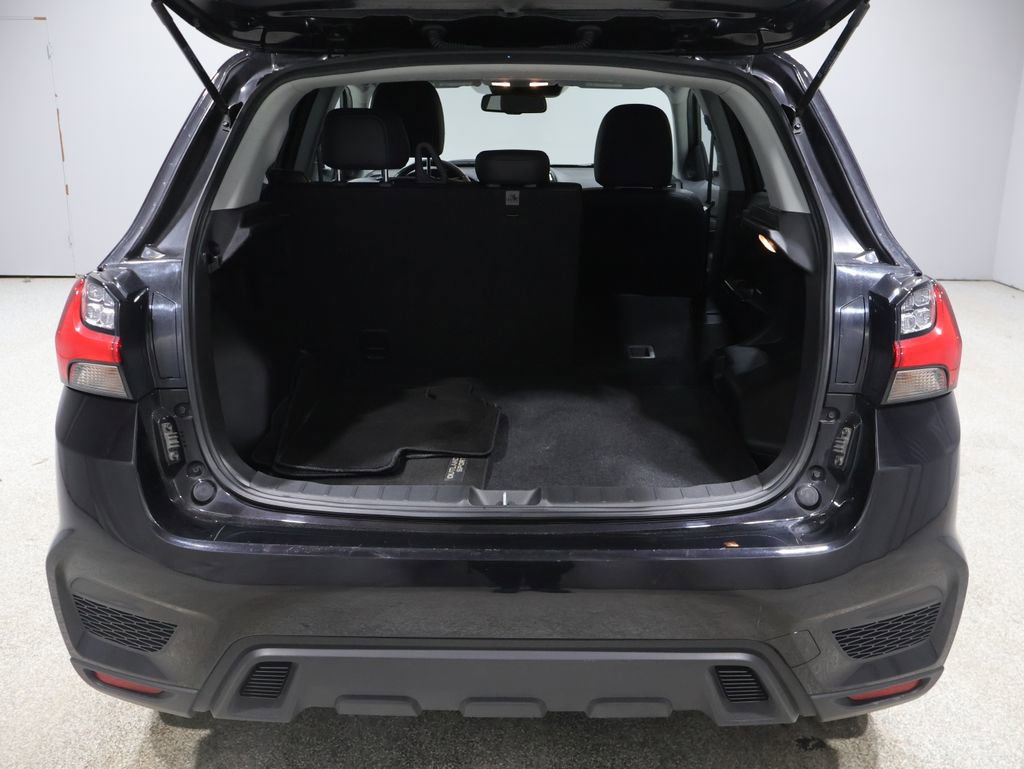 Used 2025 Mitsubishi Outlander Sport AWD image 19