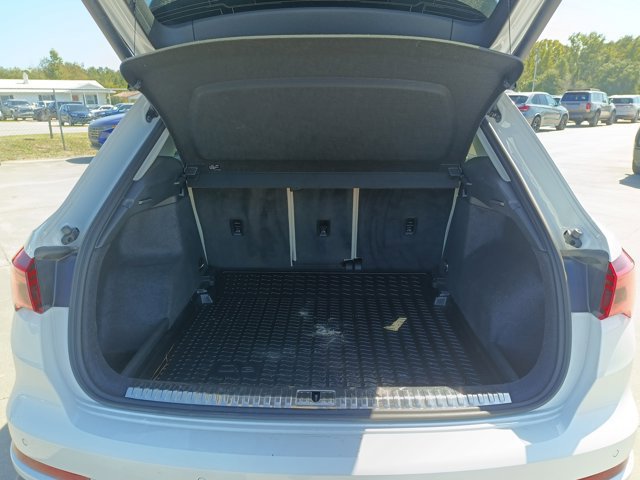 Used 2025 Audi Q3 2.0T Premium Plus w/ Premium Plus Package image 19