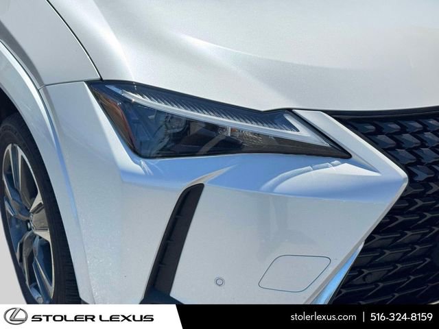 Used 2023 Lexus UX 250h AWD w/ Premium Package image 8