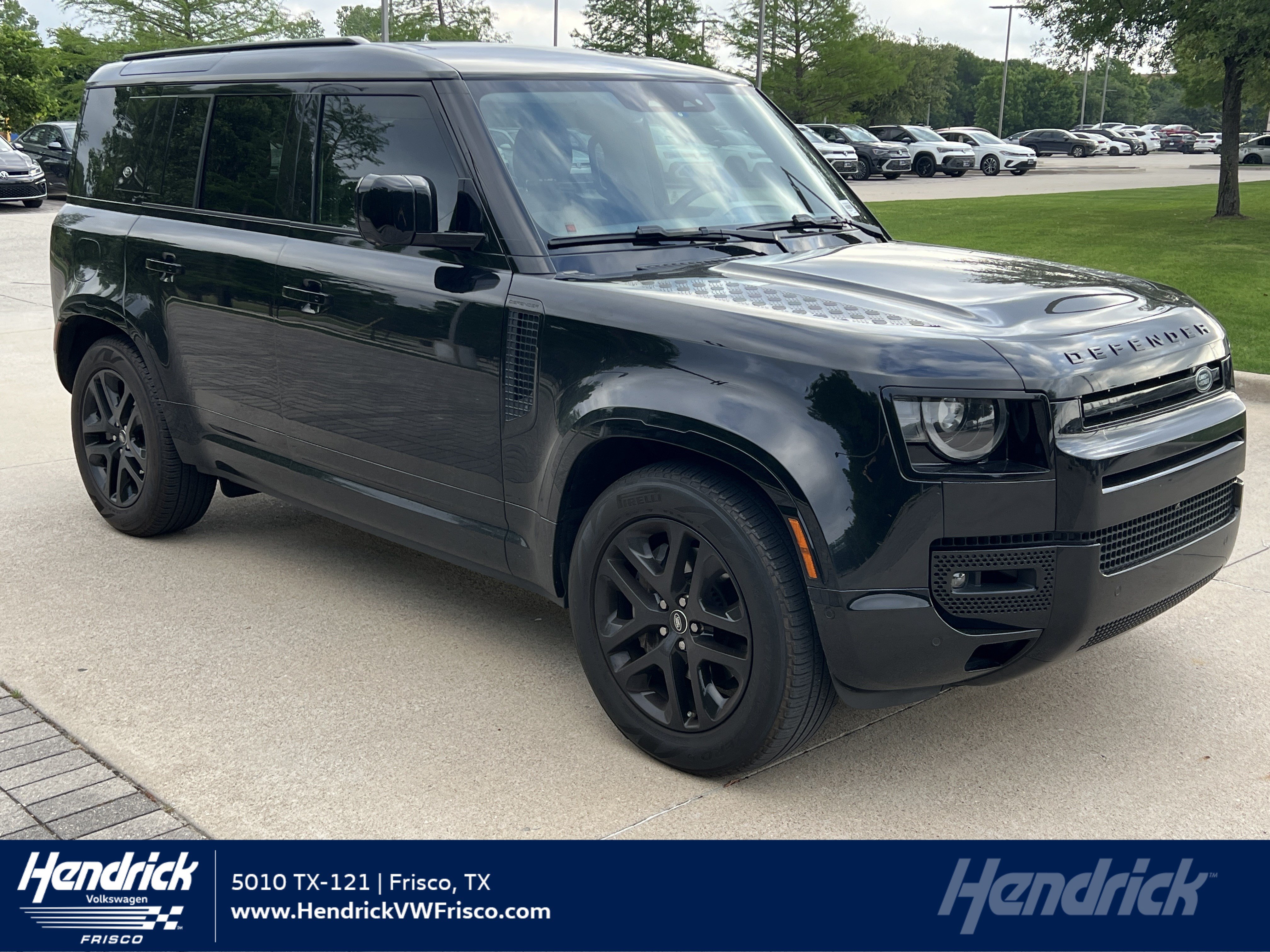 Used 2024 Land Rover Defender 110 X-Dynamic SE AWD/4WD image 1