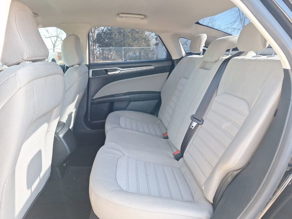 Used 2020 Ford Fusion S image 19