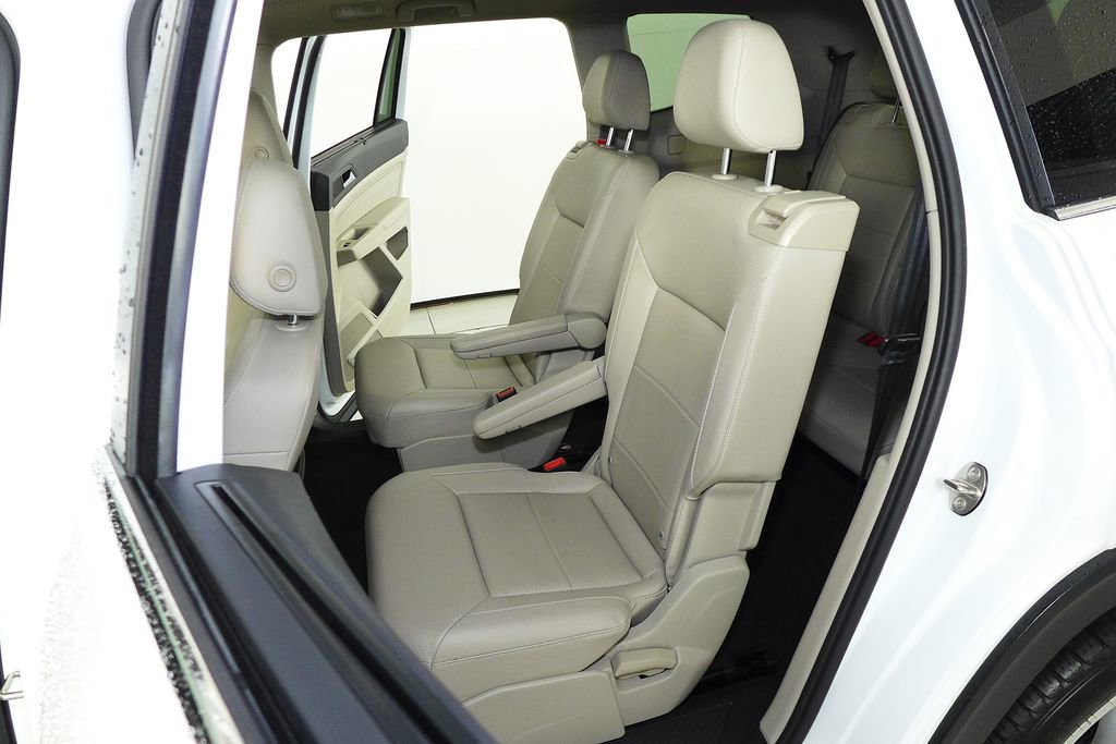 Used 2021 Volkswagen Atlas SE w/ Panoramic Sunroof Package image 22