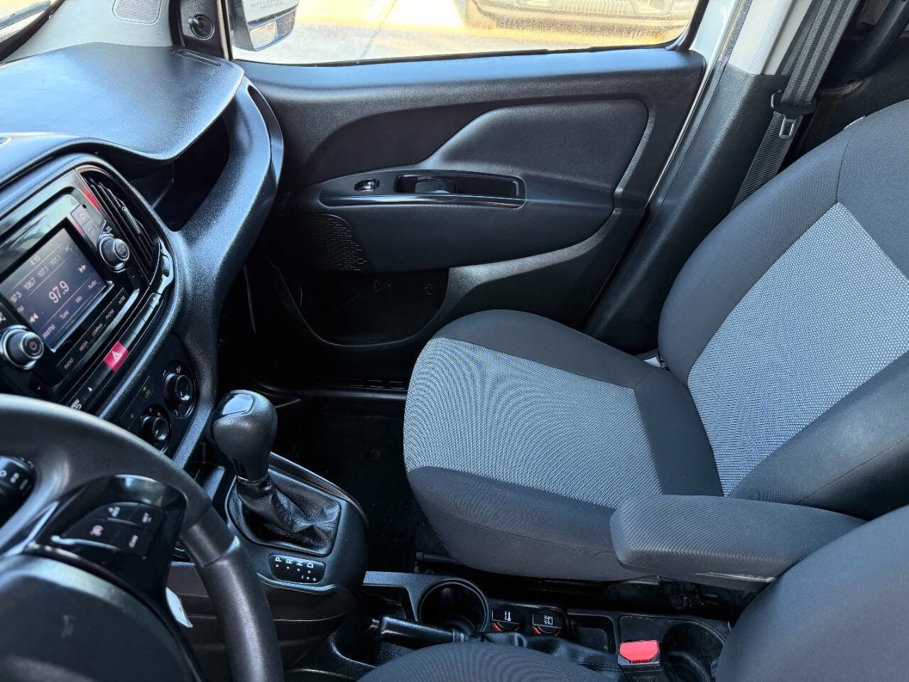 Used 2019 RAM ProMaster City Tradesman FWD image 8