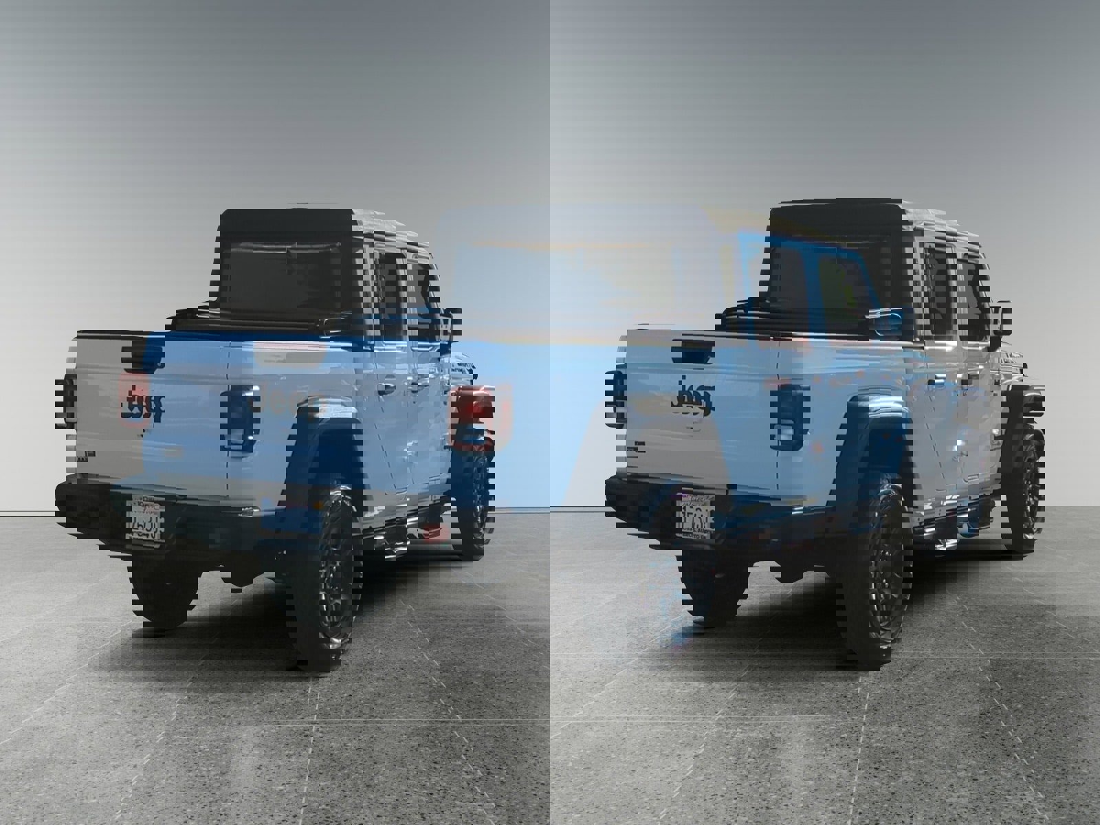 Used 2023 Jeep Gladiator Sport image 5