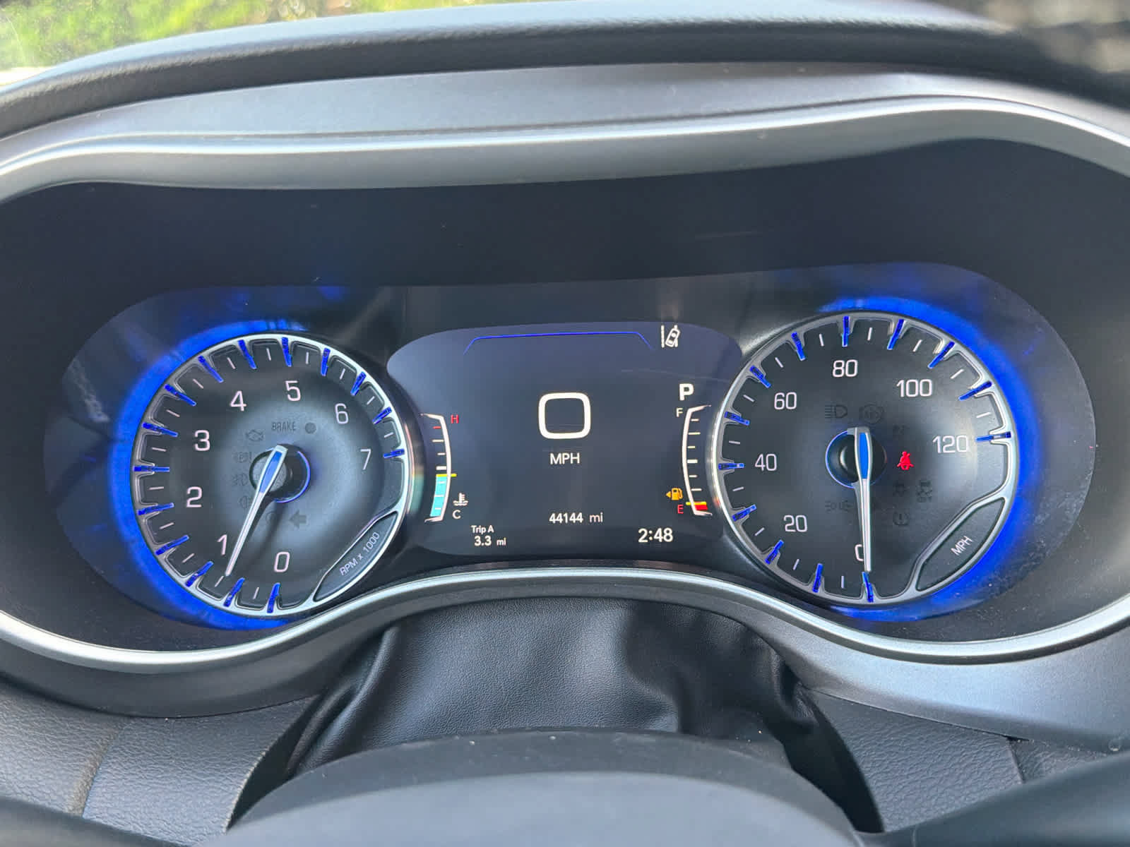 Used 2024 Chrysler Pacifica Touring-L FWD image 27