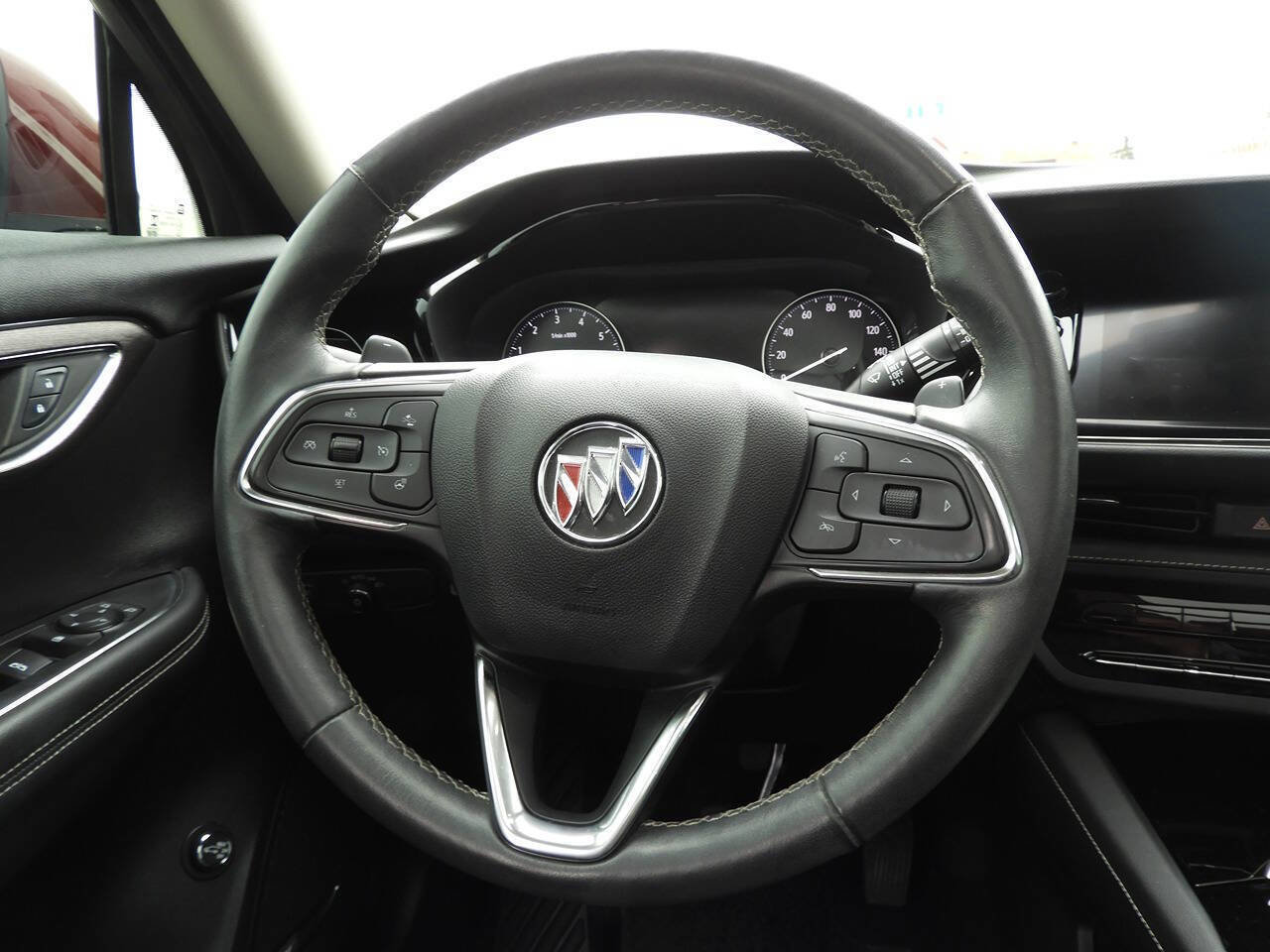 Used 2022 Buick Envision Avenir w/ Technology Package II image 19