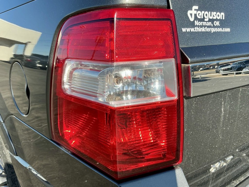 Used 2015 Ford Expedition XLT w/ Equipment Group 202A image 14