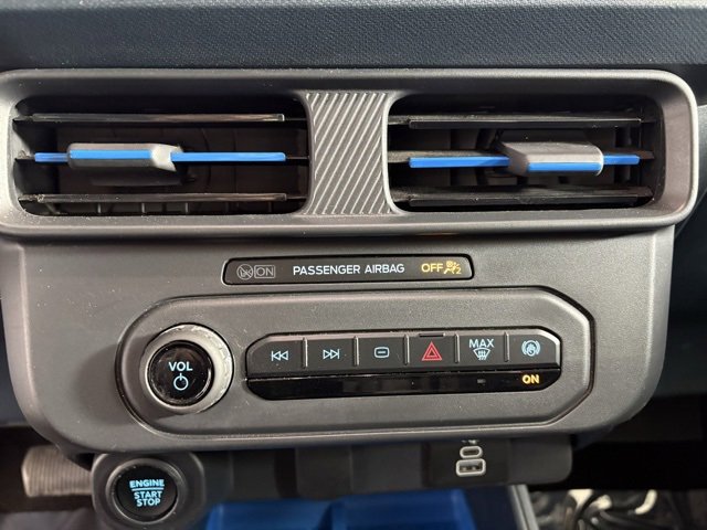 Used 2025 Ford Maverick XLT image 14