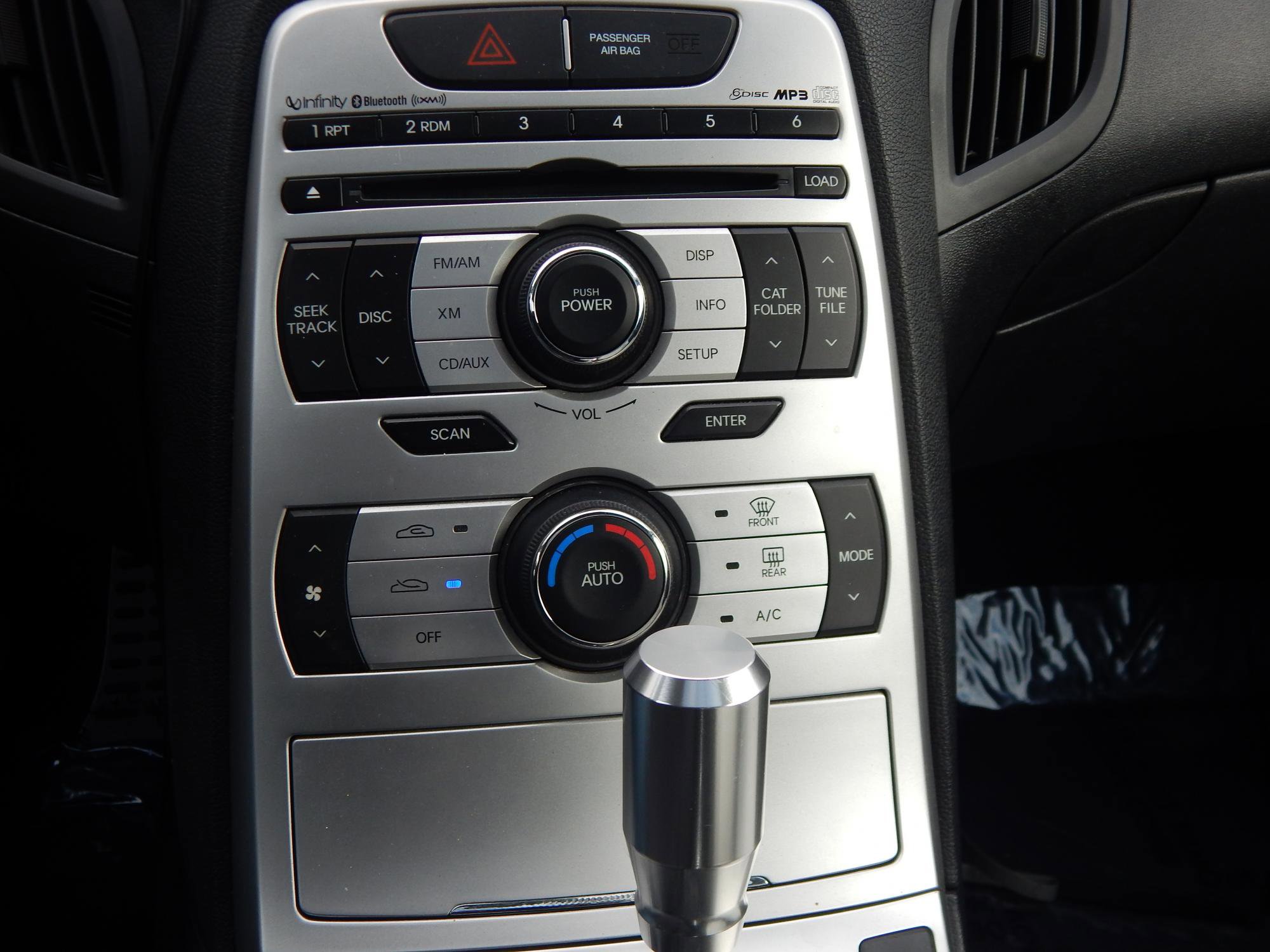 Used 2010 Hyundai Genesis 3.8 image 30