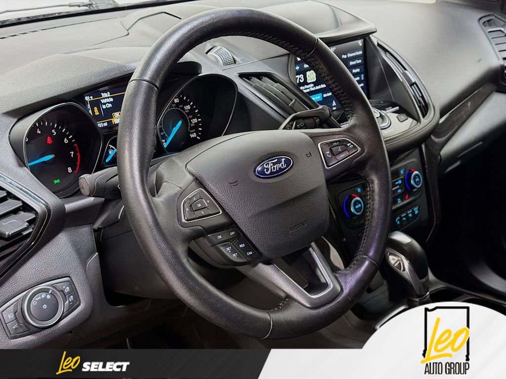 Used 2019 Ford Escape Titanium AWD/4WD image 11