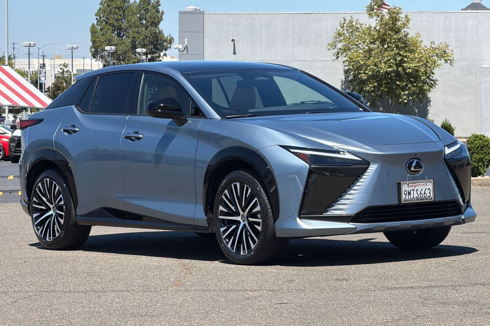 Certified 2024 Lexus RZ 300e Premium w/ Technology Package FWD image 5