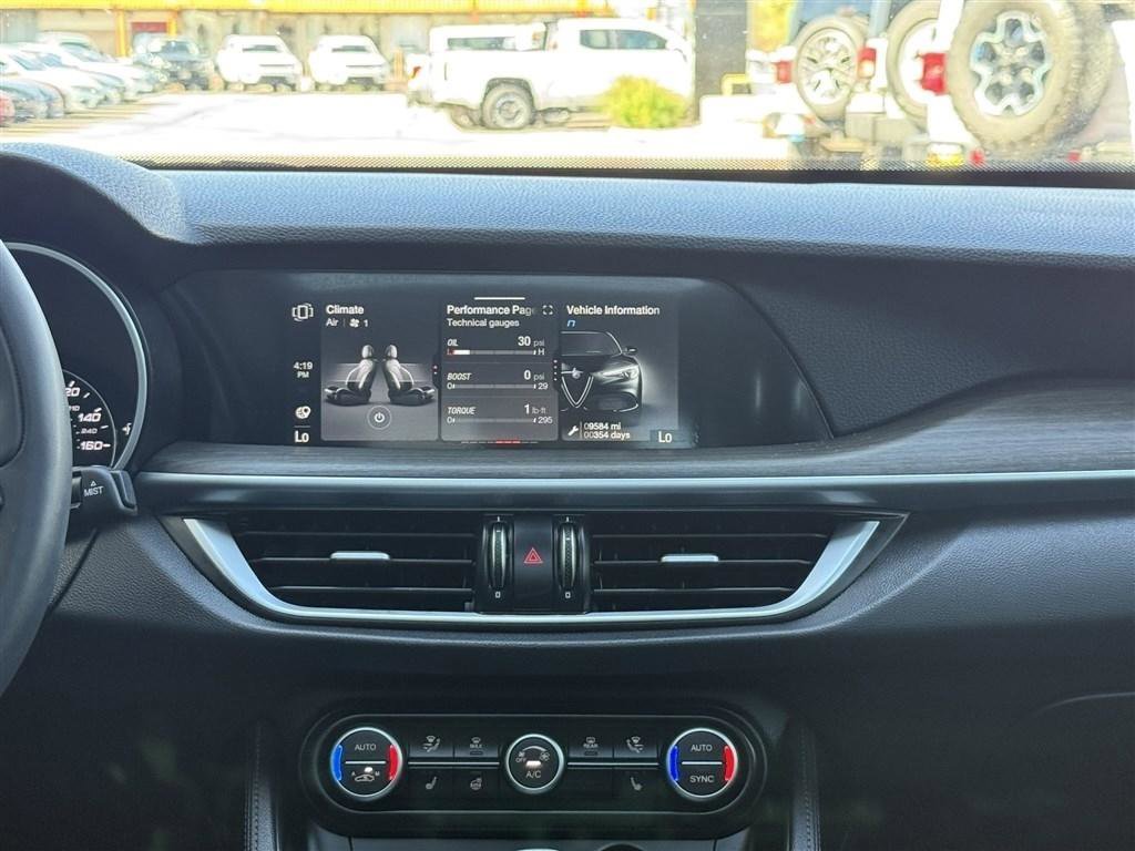 Used 2021 Alfa Romeo Stelvio Ti w/ Nero Edizione AWD/4WD image 39