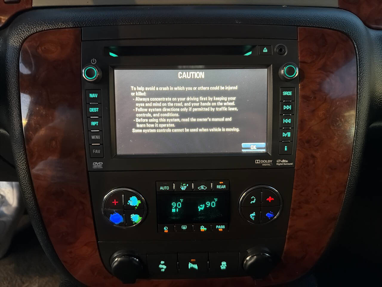 Used 2013 Chevrolet Suburban LTZ image 29