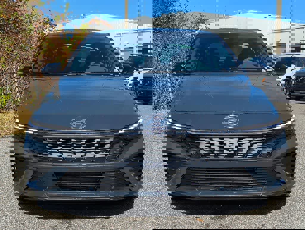 New 2026 Hyundai Elantra Sport w/ Cargo Package image 10