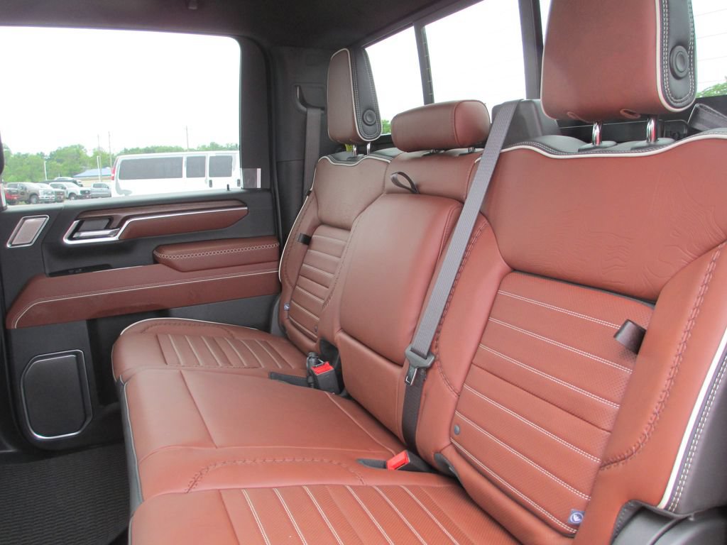 New 2026 GMC Sierra 2500 Denali Ultimate AWD/4WD image 14