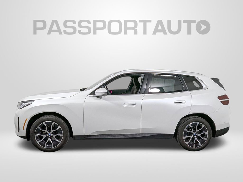 Used 2025 BMW X3 xDrive30i w/ Convenience Package image 2