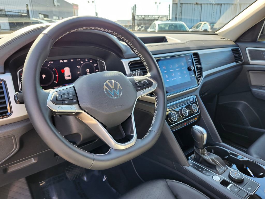 Certified 2023 Volkswagen Atlas SE w/ Panoramic Sunroof Package image 8