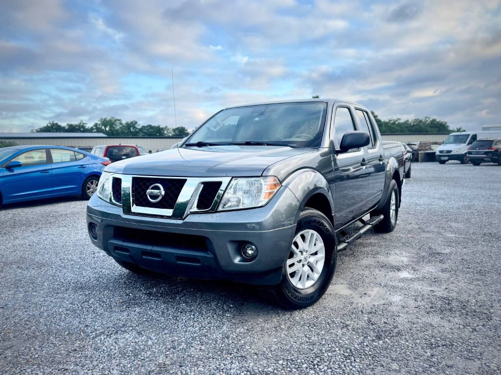 Used 2019 Nissan Frontier SV RWD image 1