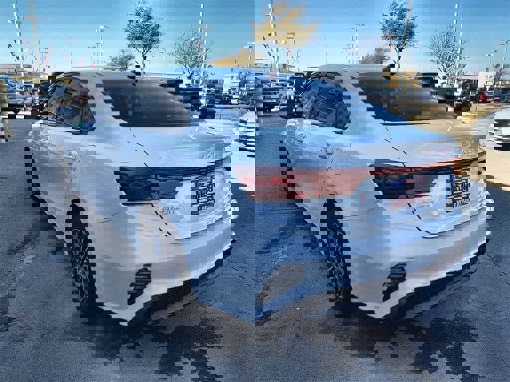 Used 2022 Kia Forte LXS image 4