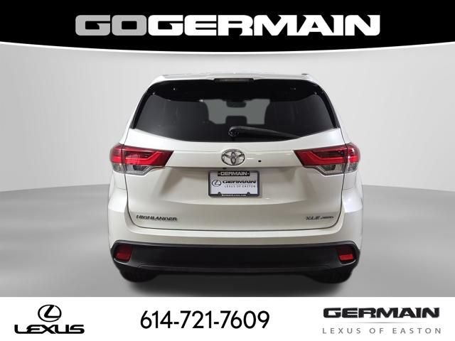 Used 2019 Toyota Highlander XLE AWD/4WD image 8