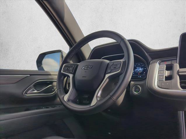 Used 2023 Chevrolet Suburban Z71 w/ Luxury Package AWD/4WD image 29
