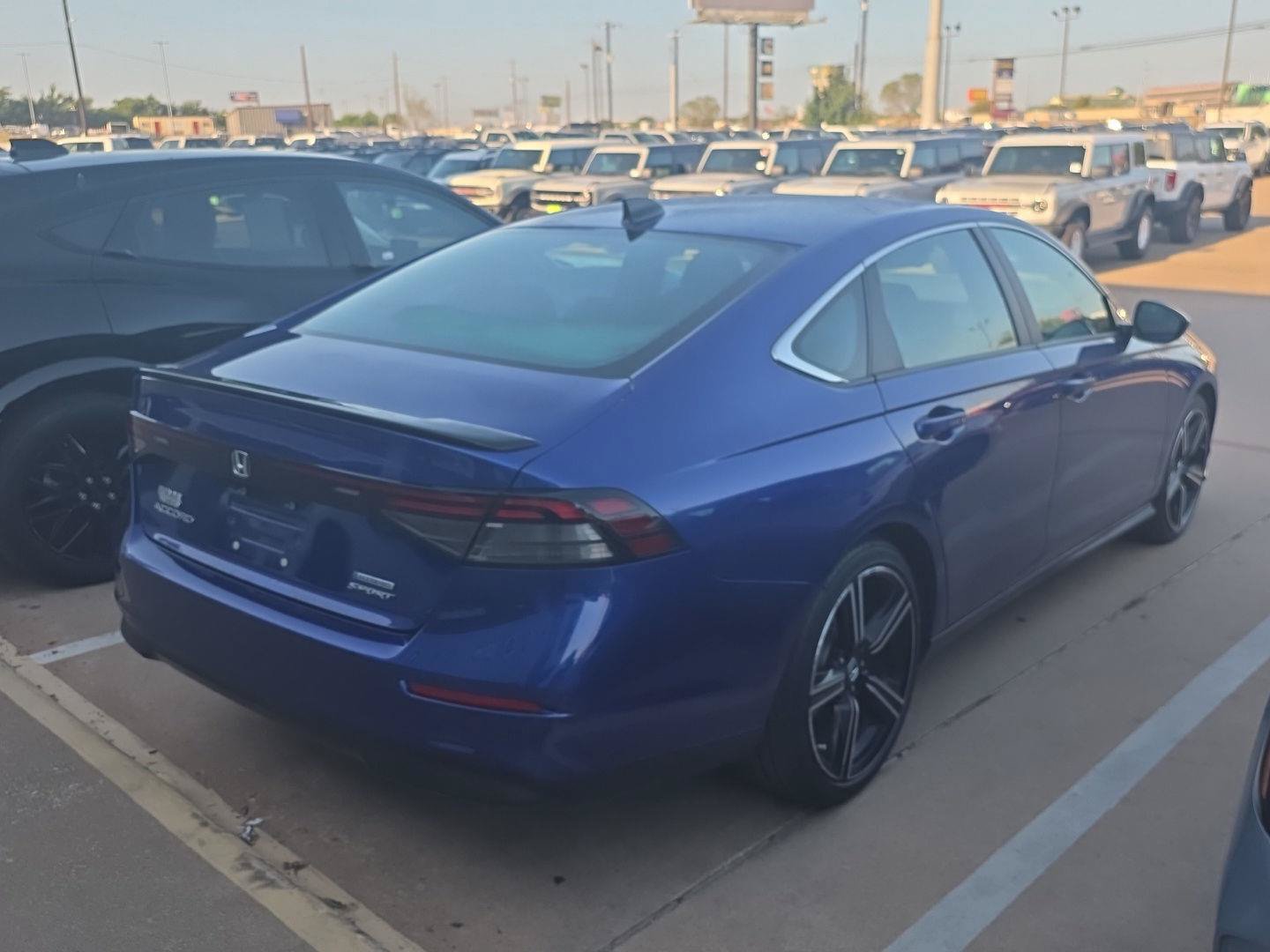 Used 2025 Honda Accord Sport image 30
