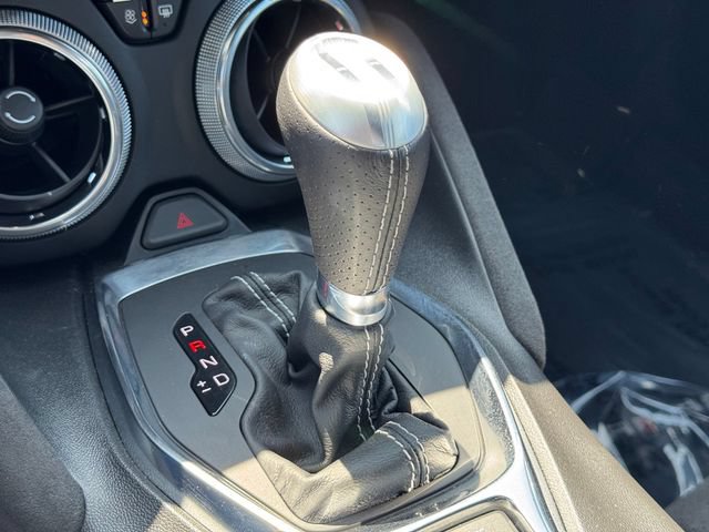 Certified 2022 Chevrolet Camaro SS w/ Design Package 3 RWD image 17