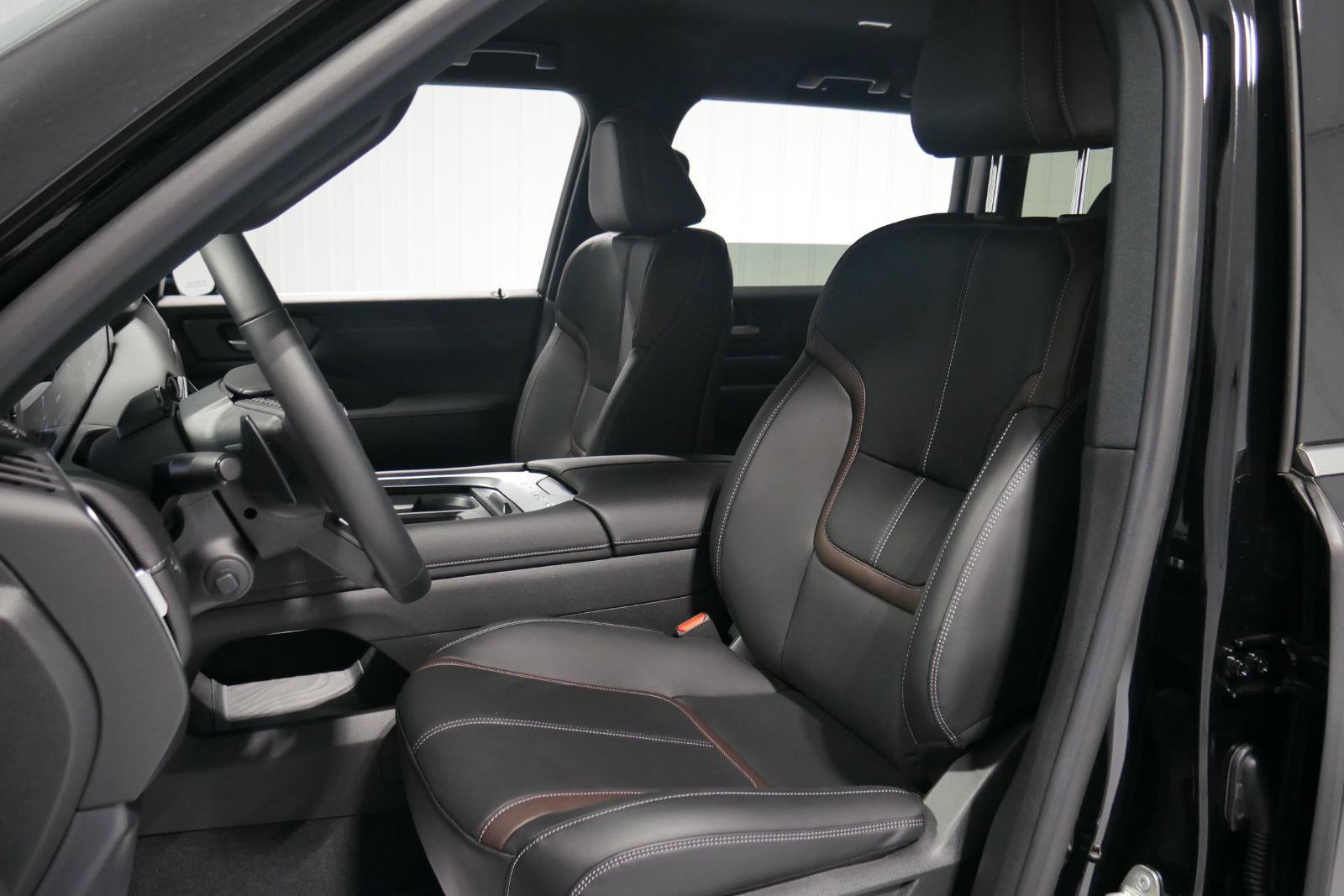 New 2026 Nissan Armada SL image 10