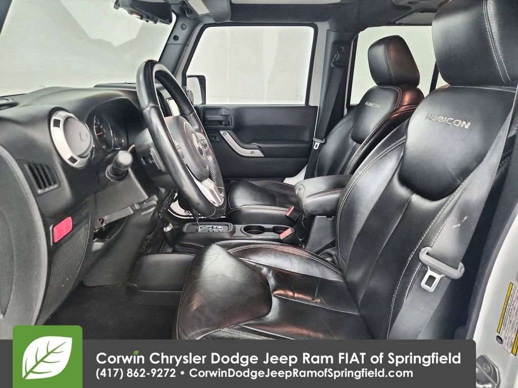 Used 2015 Jeep Wrangler Unlimited Rubicon image 19