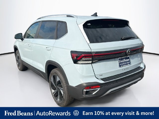 New 2027 Volkswagen Taos SE AWD/4WD image 5
