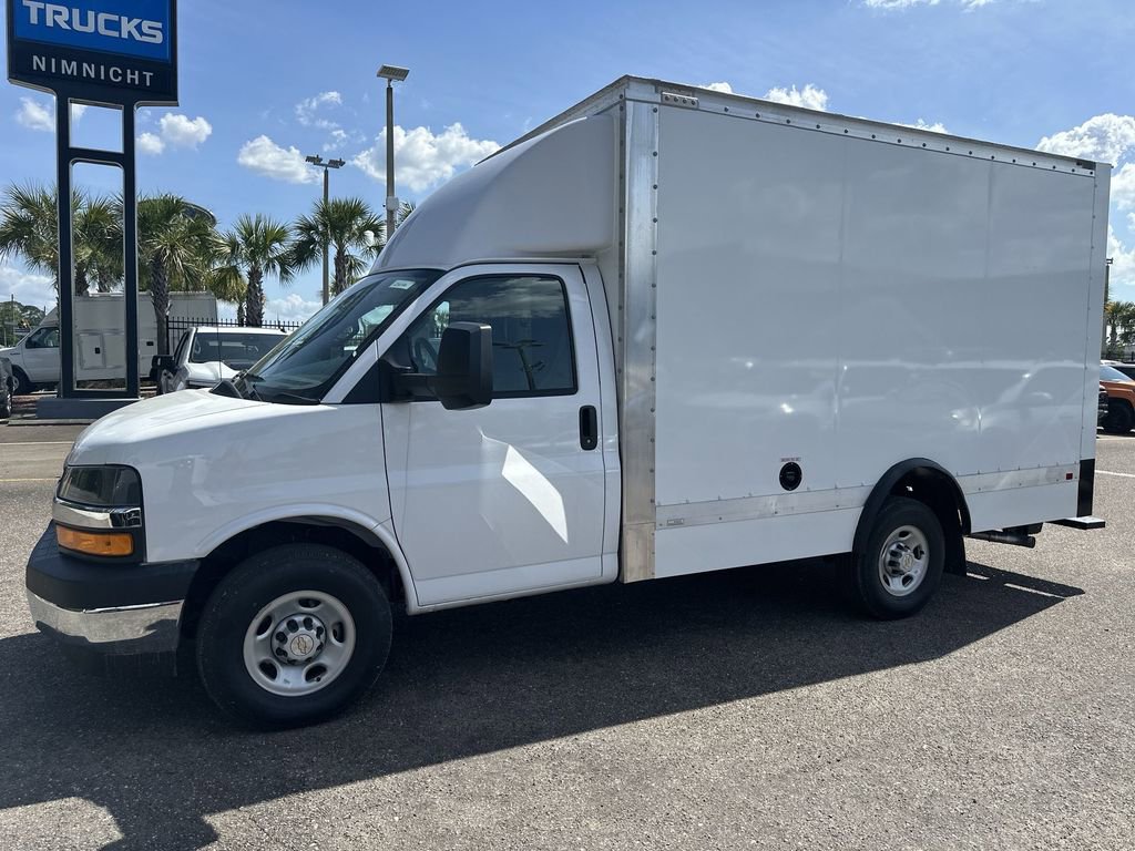 New 2025 Chevrolet Express 3500 w/ Power Convenience Package image 12