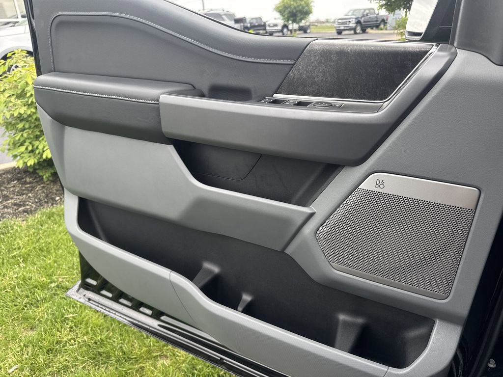 New 2025 Ford F150 Lightning Flash image 33