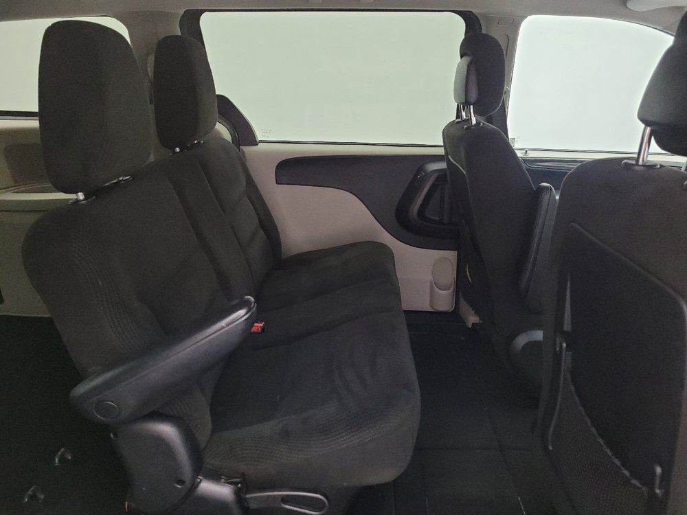 Used 2017 Dodge Grand Caravan SE w/ Power Window Group FWD image 19