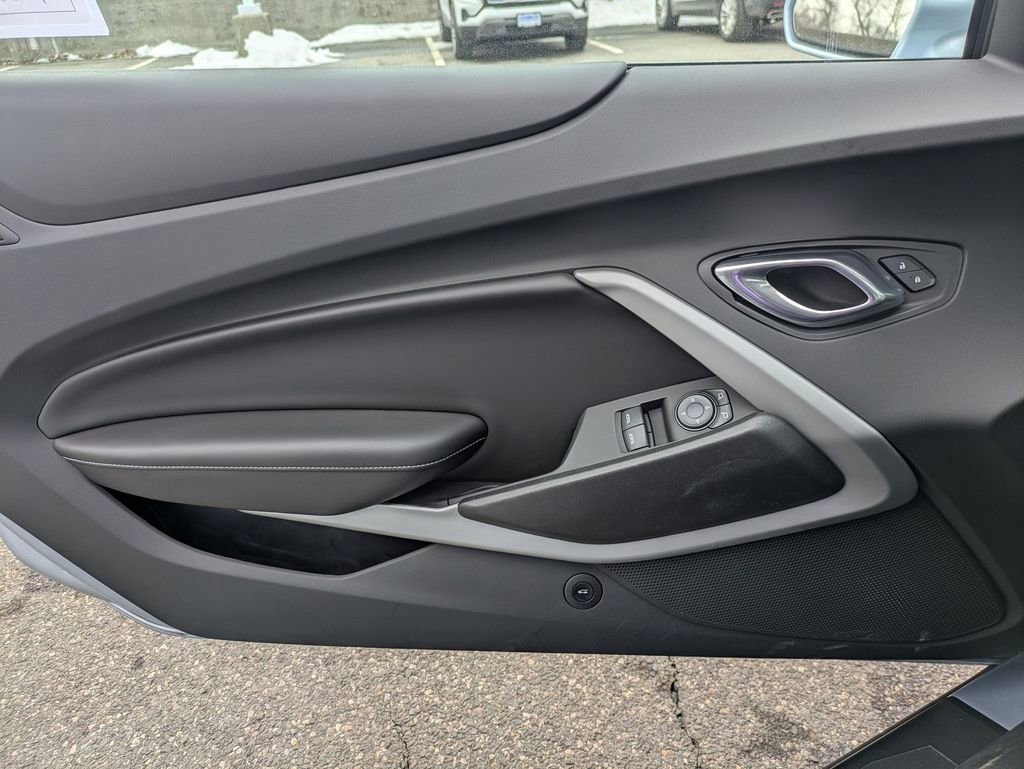 Certified 2018 Chevrolet Camaro SS image 9