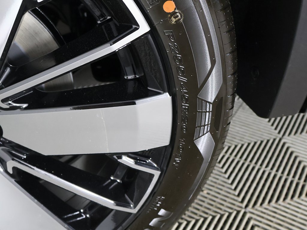 New 2025 Mitsubishi Outlander SE image 24