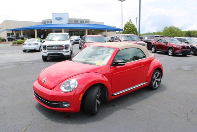 Used 2013 Volkswagen Beetle Turbo 60's Edition FWD image 10