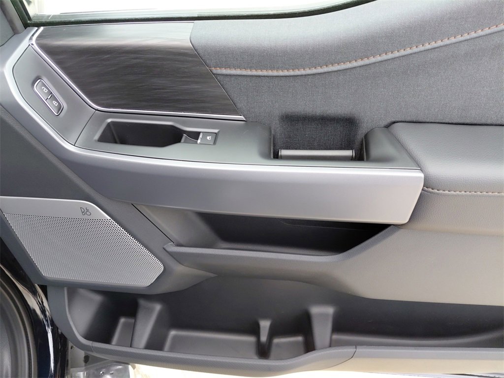 New 2025 Ford F150 Lariat w/ Equipment Group 501A Mid image 18