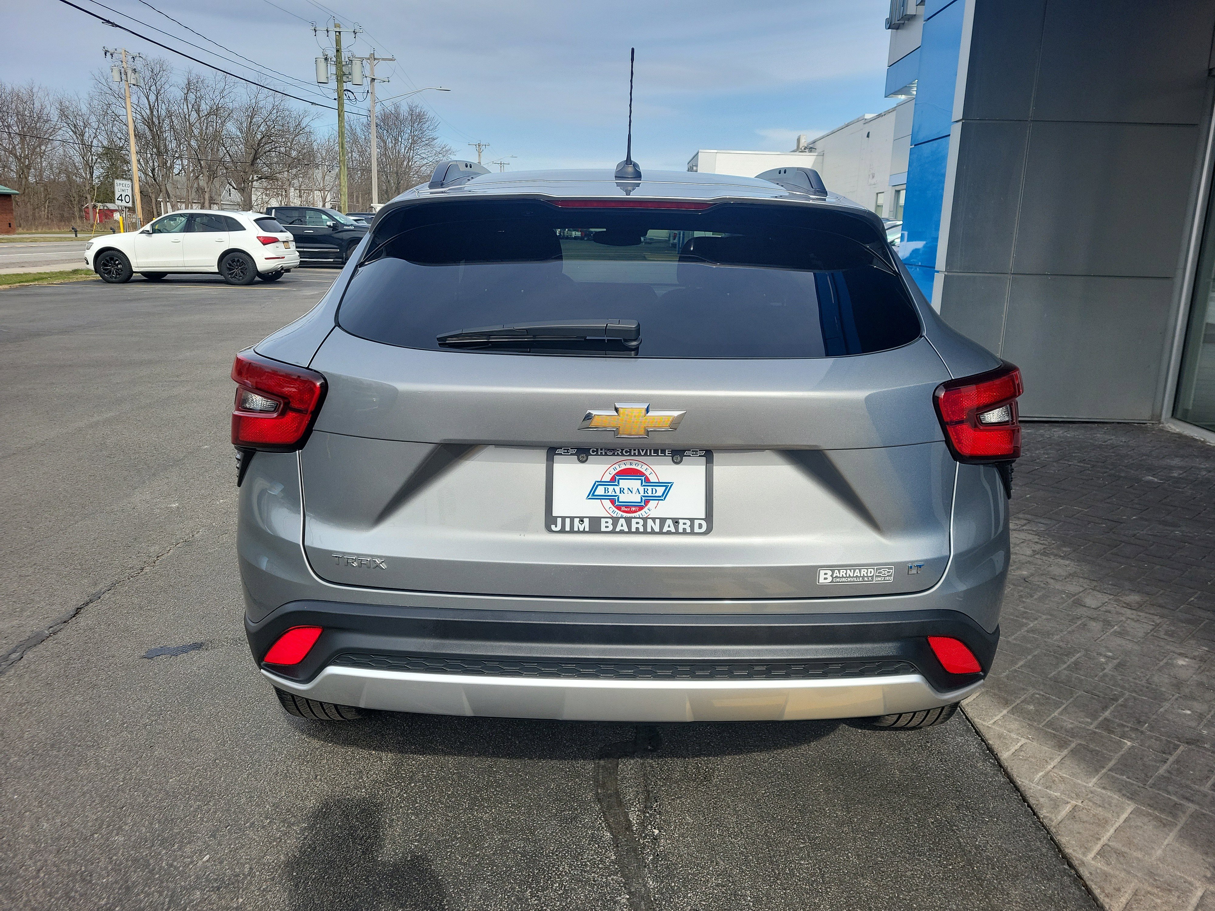 Certified 2024 Chevrolet Trax LT w/ Driver Confidence Package image 9