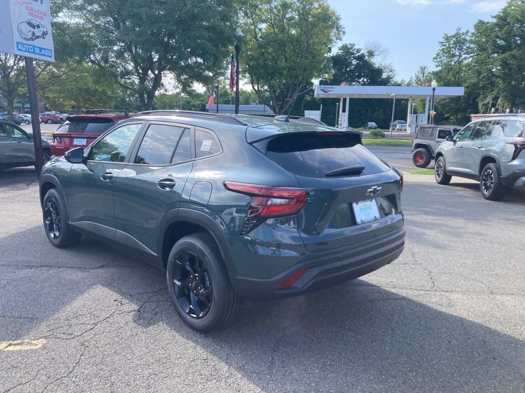 New 2026 Chevrolet Trax LT w/ Midnight Edition FWD image 26
