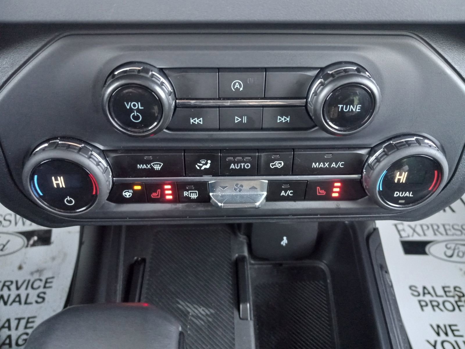 Used 2025 Ford Bronco Outer Banks image 20