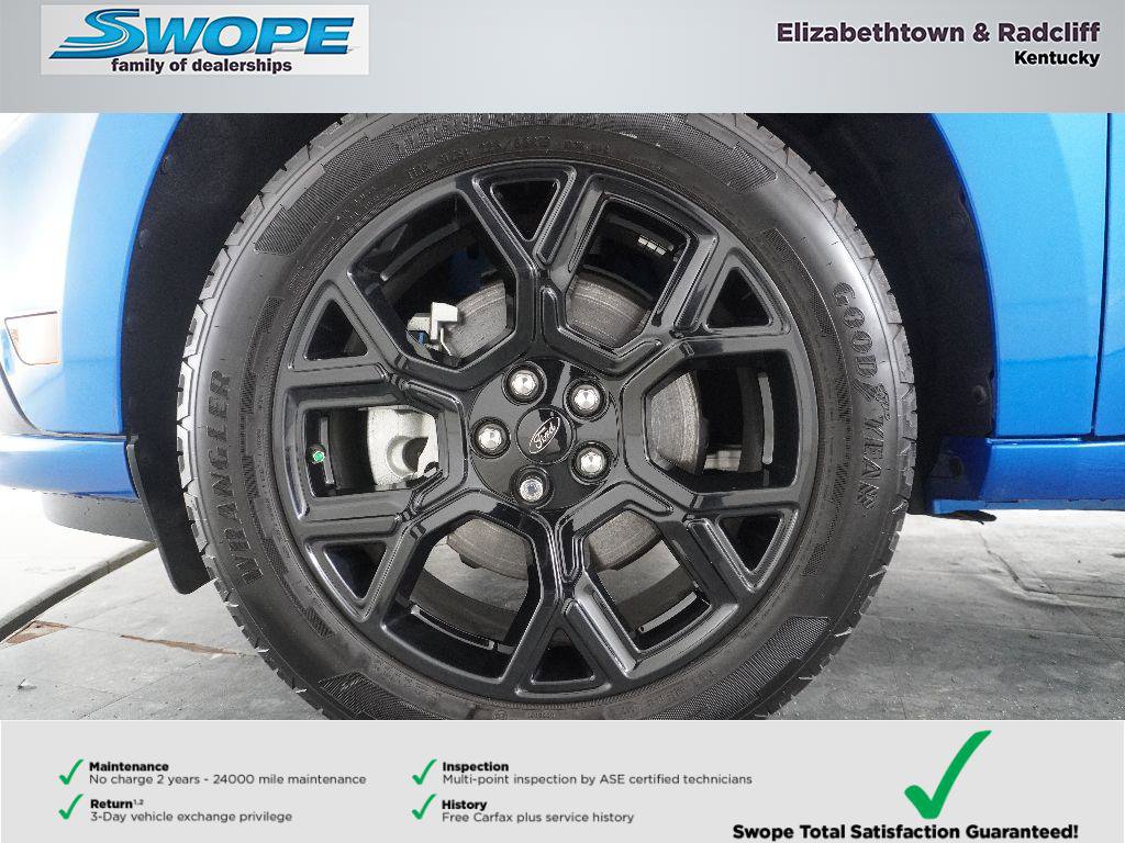 Used 2025 Ford Maverick Lobo image 27