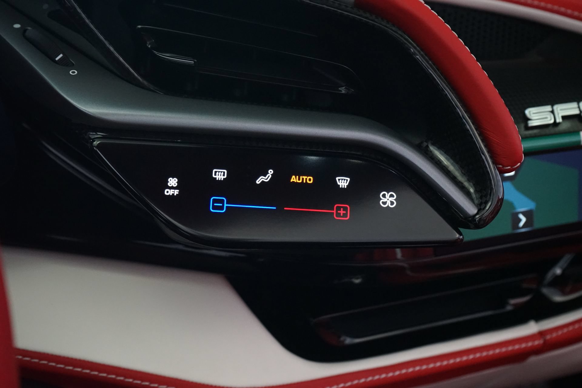 Used 2025 Ferrari SF90 Spider AWD/4WD image 33