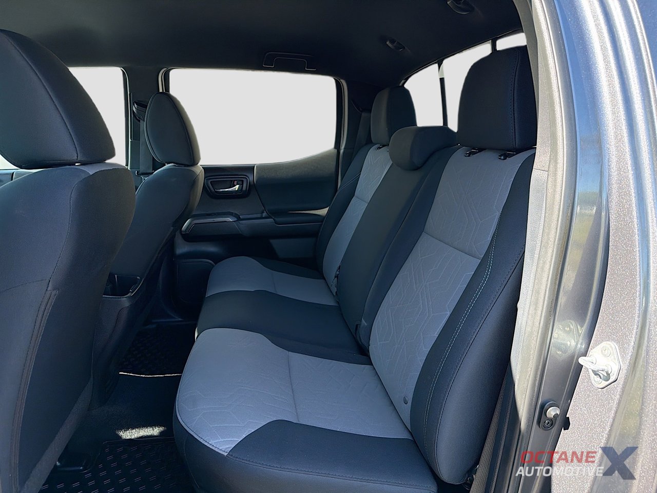 Used 2021 Toyota Tacoma TRD Sport image 25