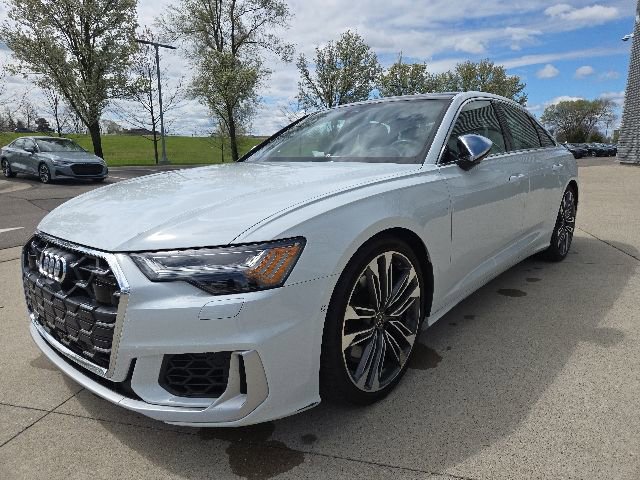 Used 2024 Audi S6 Prestige AWD/4WD image 3