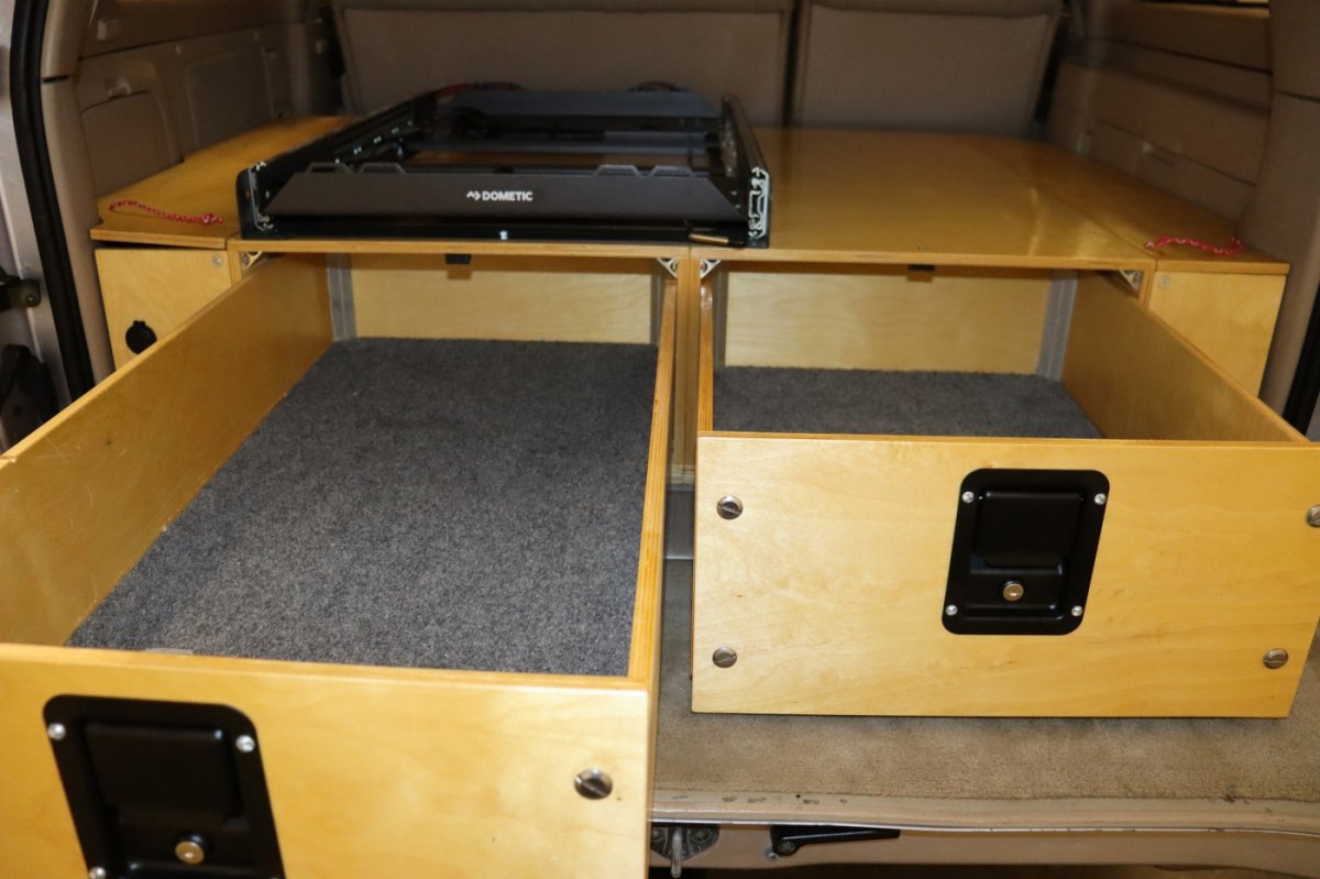 Used 2000 Toyota Land Cruiser AWD/4WD image 10